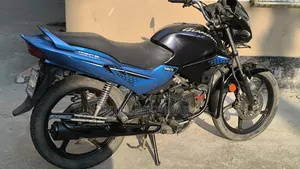 Hero Glamour 2020 Black