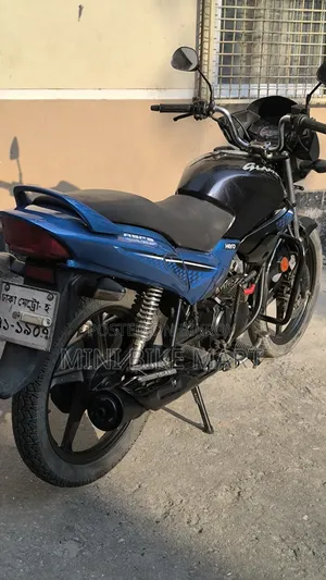 Hero Glamour 2020 Black