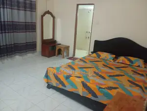 Furnished 5-Bedroom Apartment in White Palace, Uposhohor for Rent