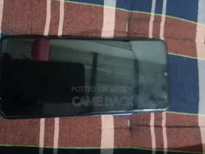 Vivo Y21 64 GB Blue