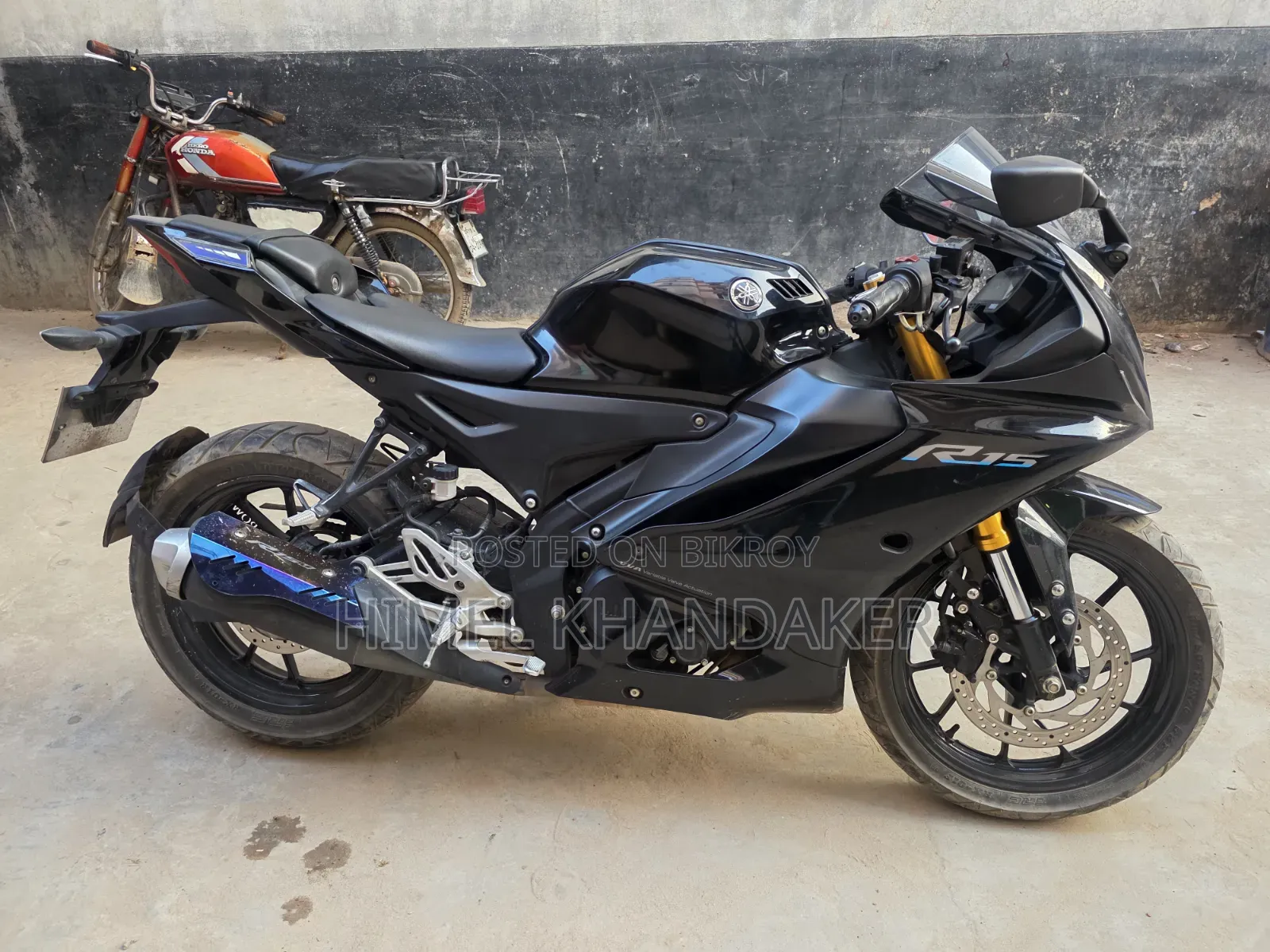 Yamaha R15M 2023 Black