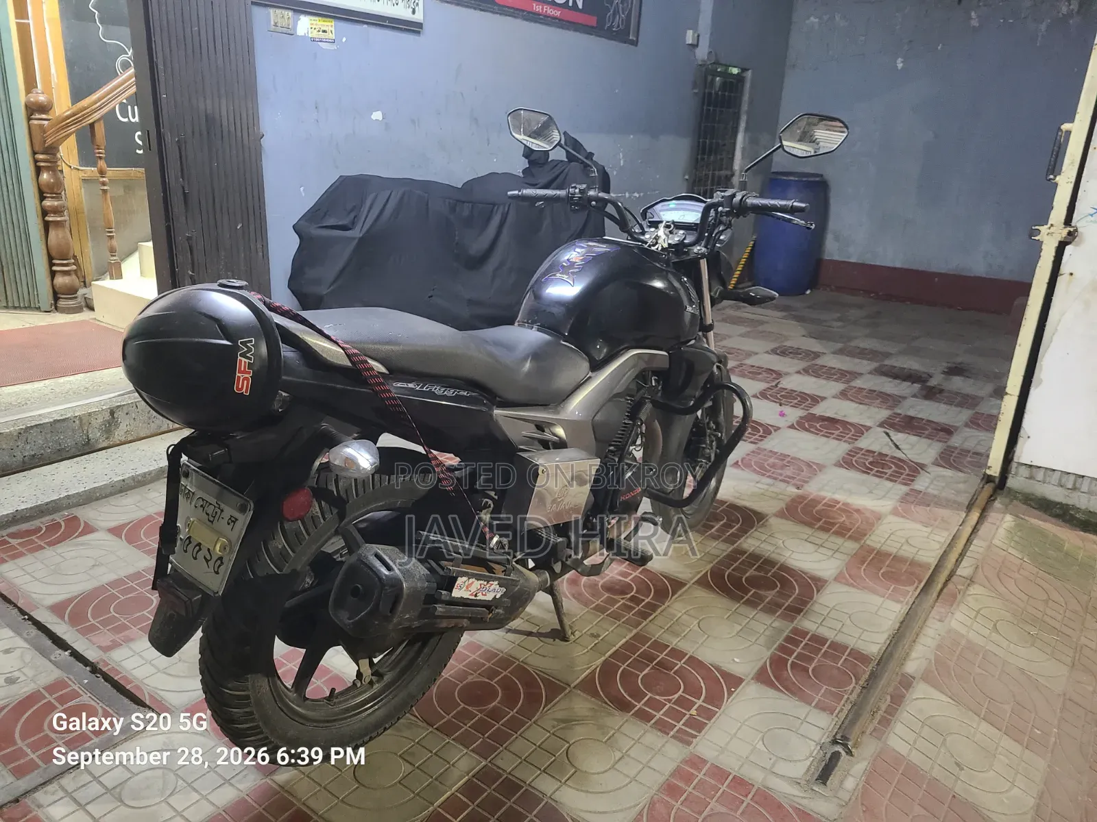 হন্ডা সিবি ২০১৮ ব্ল্যাক