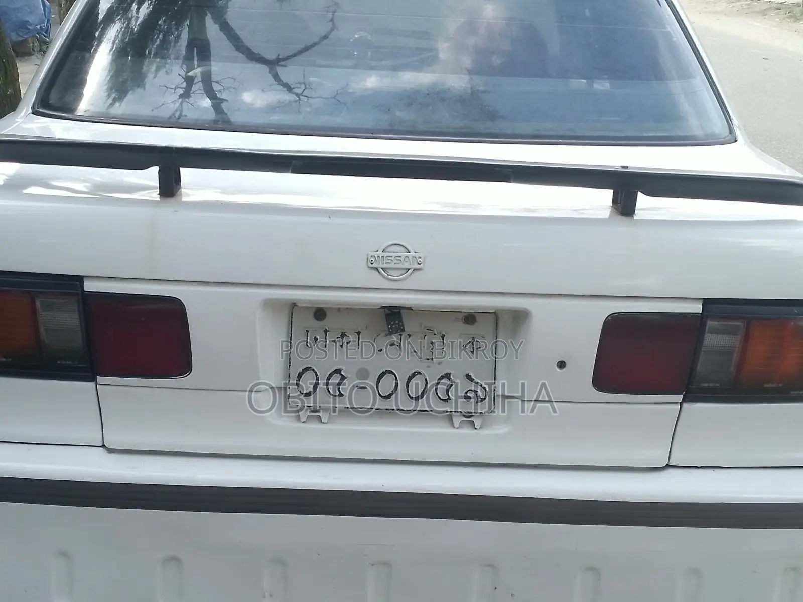 নিসান সানি ১৯৯০ হোয়াইট