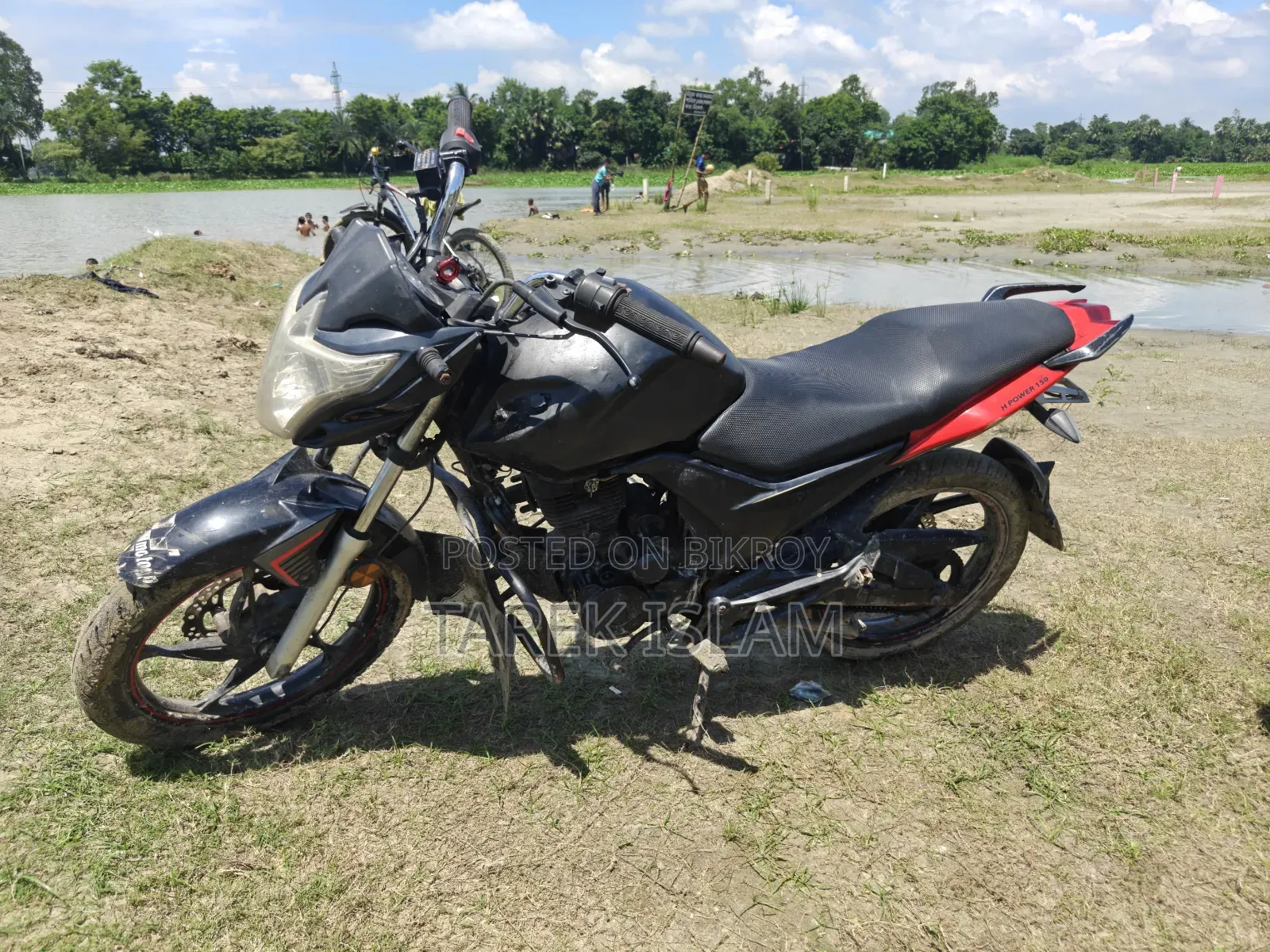 এইচ পাওয়ার ম্যাক্স-জেড ১৫০ ২০১৮ কালো