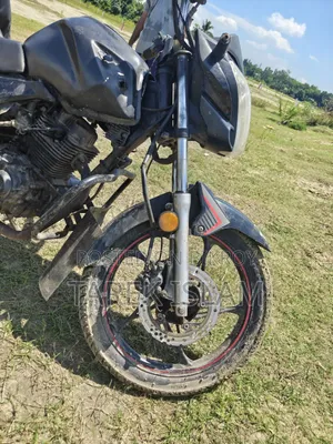 এইচ পাওয়ার ম্যাক্স-জেড ১৫০ ২০১৮ কালো