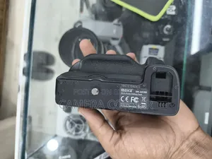 Make Mk-A6300,a6000,aa7ii, A6400 Battery Grip