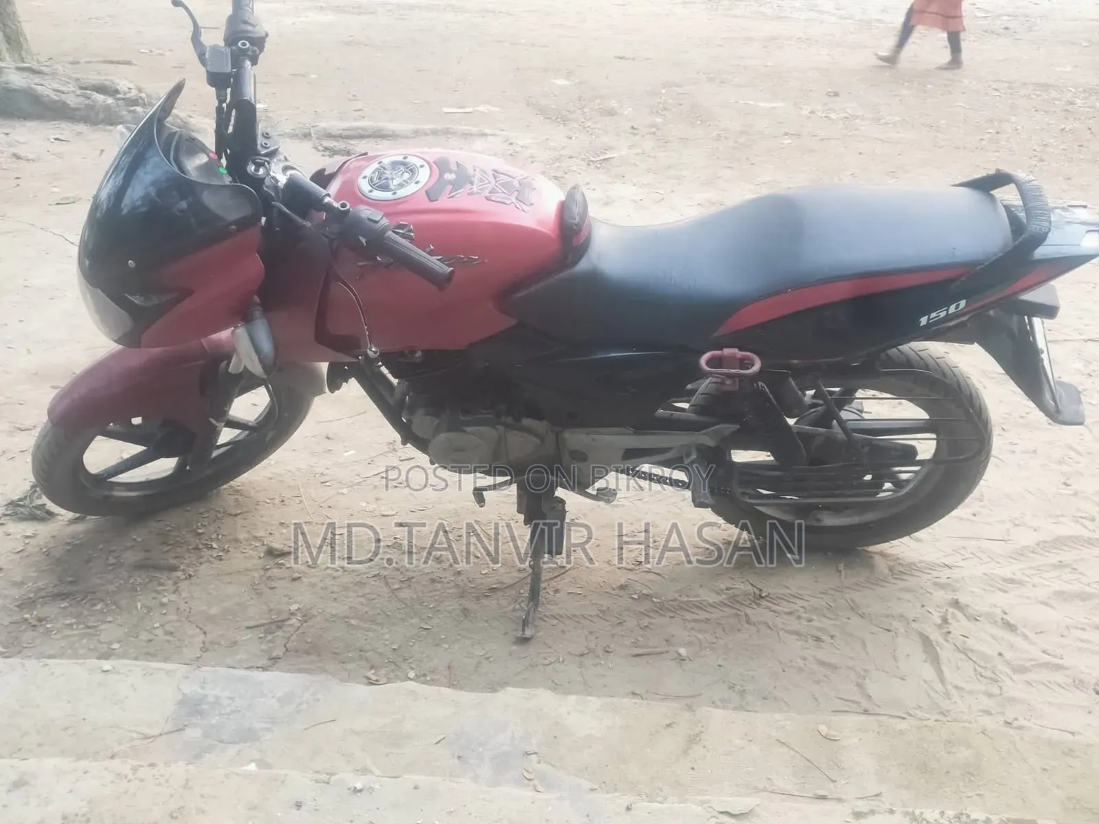 Bajaj Pulsar 150 2022 Red