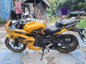 Suzuki Gixxer SF 2025 Yellow