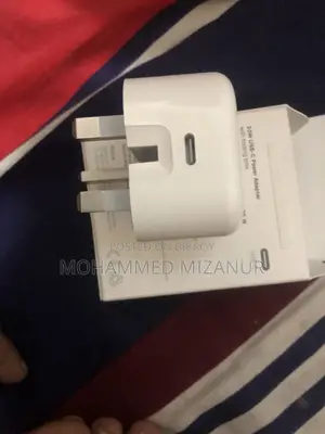 ফোন চার্জার