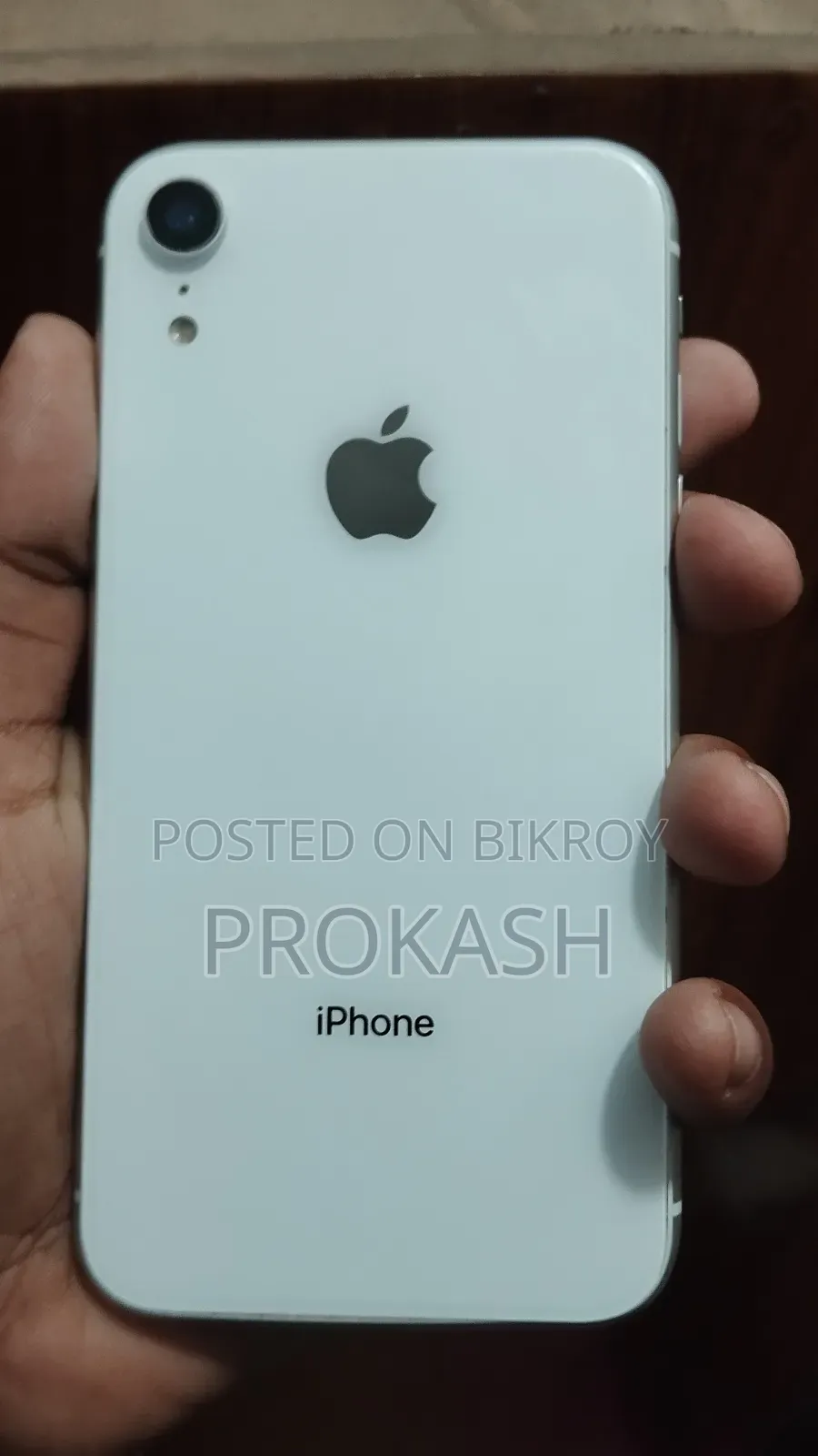 অ্যাপল আইফোন এক্সআর ৬৪ জিবি হোয়াইট