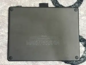 Wacom Intuos M CTL-6100 Graphics Tablet — BLACK | PRISTINE CONDITION