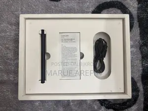 Wacom Intuos M CTL-6100 Graphics Tablet — BLACK | PRISTINE CONDITION