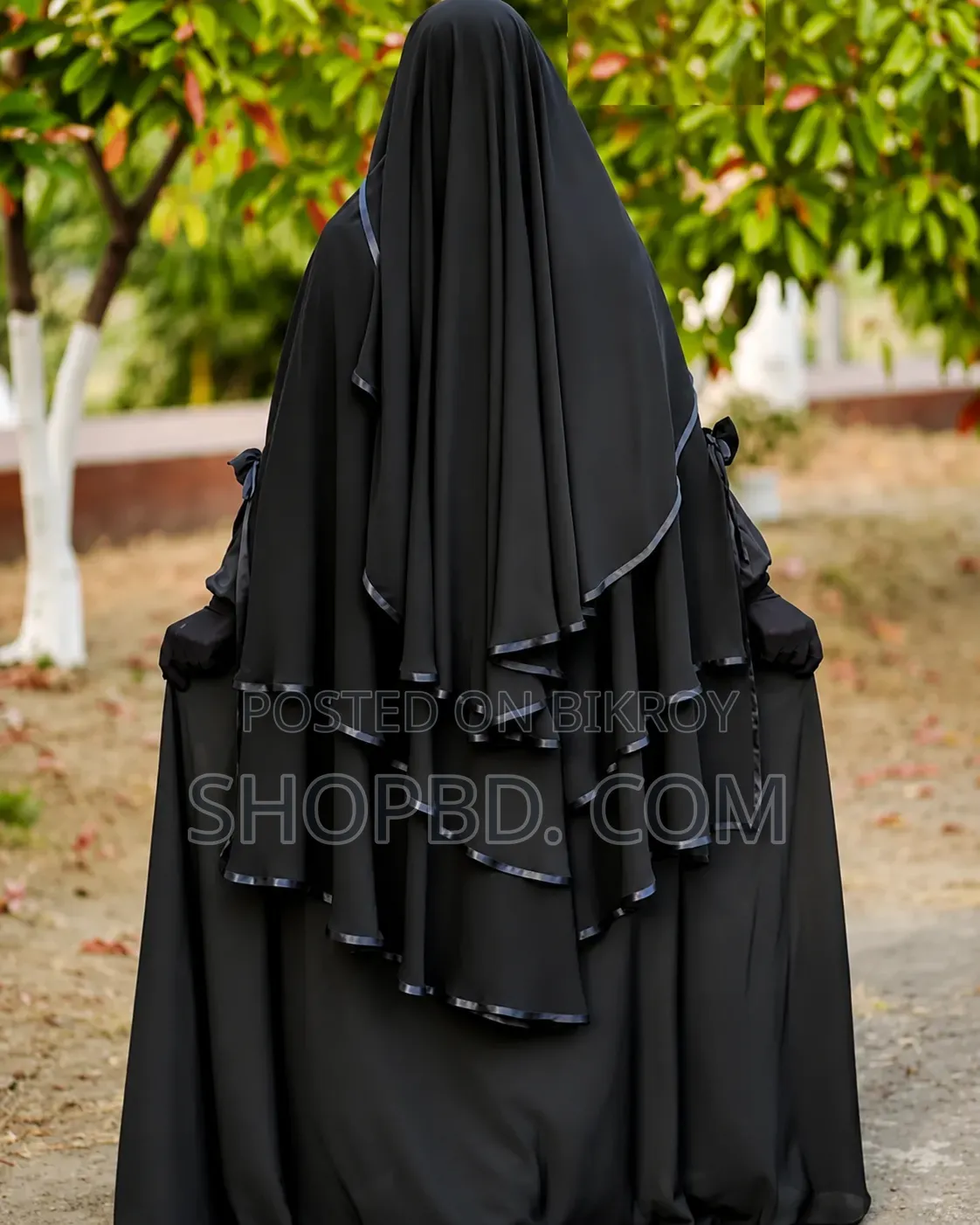Asia Set Borka
Dubai Cherry Fabric
Full set with Hijab and Niqab
Length 50, 52, 54, 56