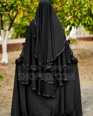 Asia Set Borka
Dubai Cherry Fabric
Full set with Hijab and Niqab
Length 50, 52, 54, 56