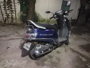 সুজুকি অ্যাক্সেস ১২৫ ২০২২ নীল