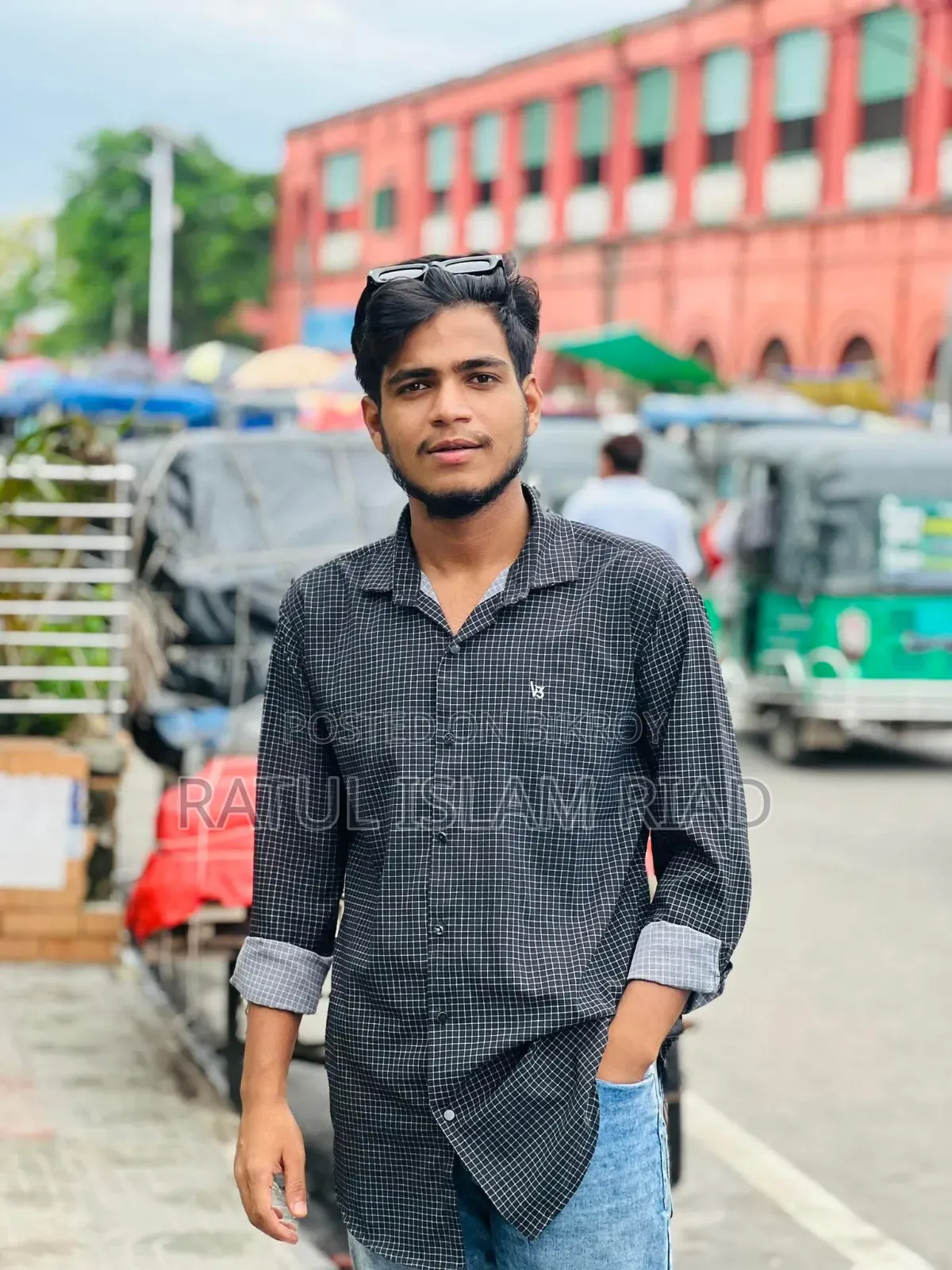 আপনাদের কাজটি করতে আগ্রহী,