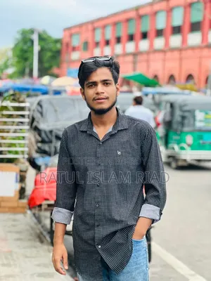 আপনাদের কাজটি করতে আগ্রহী,