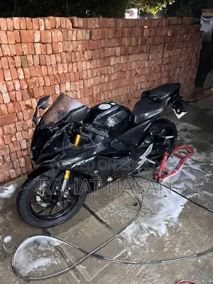 Yamaha 2023 Black
