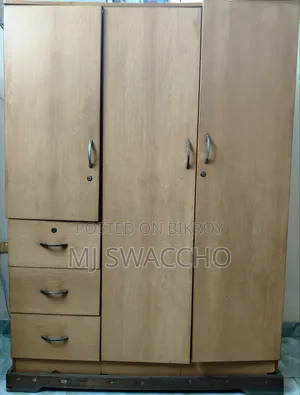 মালয়েশিয়ান ফ্লাইউড আলমিরা (৩ পার্ট)