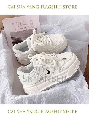 Ladies Shoe