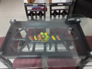 Dininig Table