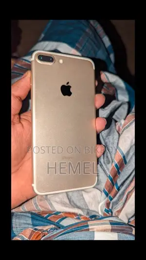 New Apple iPhone 7 Plus 128 GB Gold