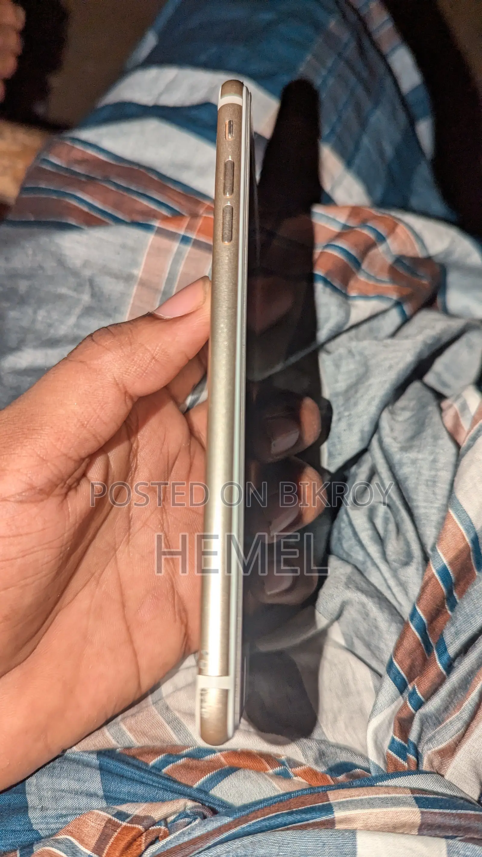 New Apple iPhone 7 Plus 128 GB Gold