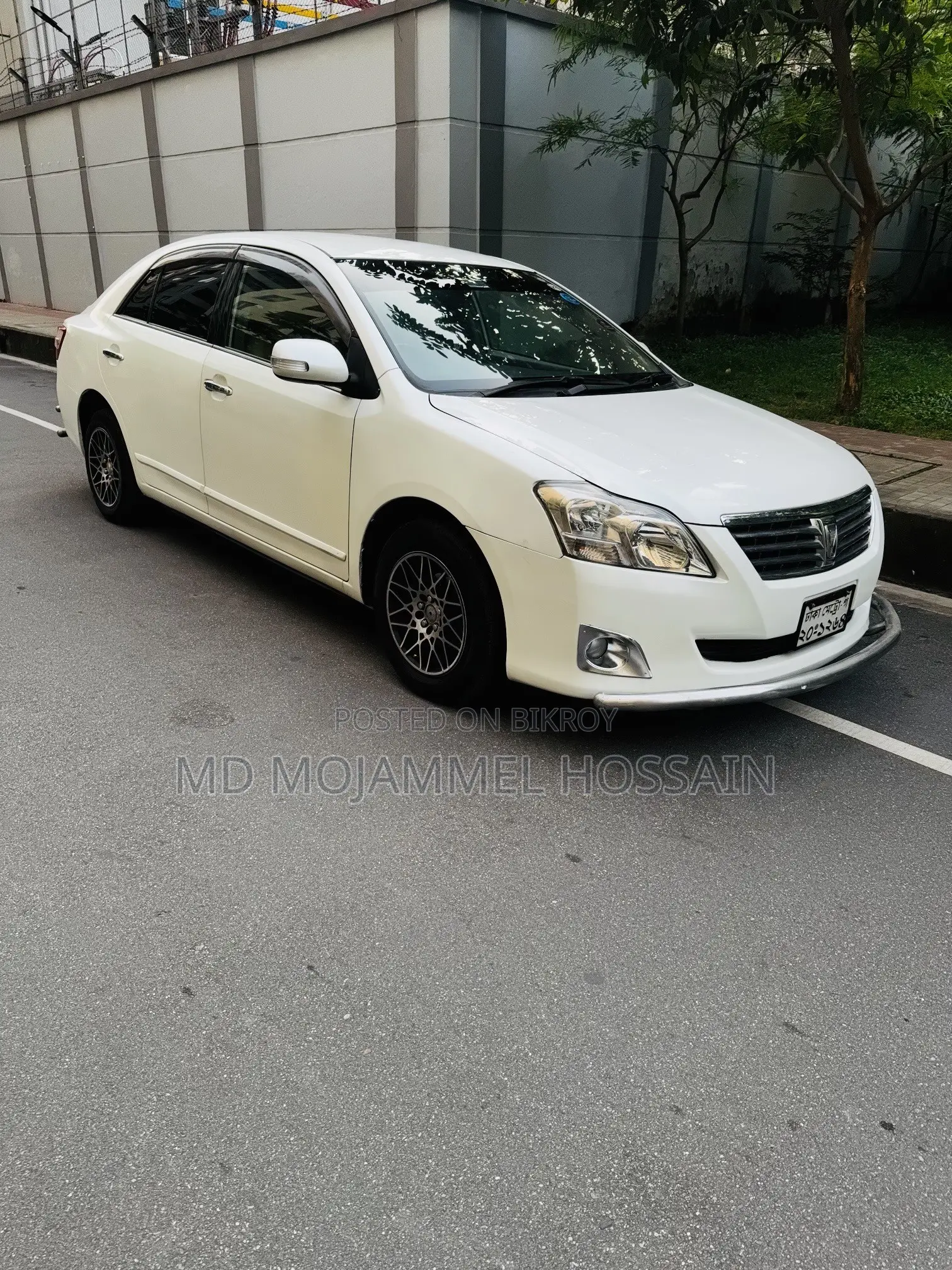 Toyota Premio 2011 White