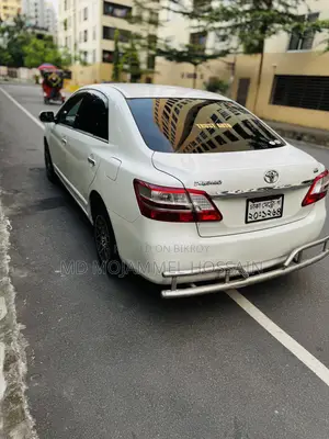 Toyota Premio 2011 White