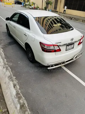 Toyota Premio 2011 White