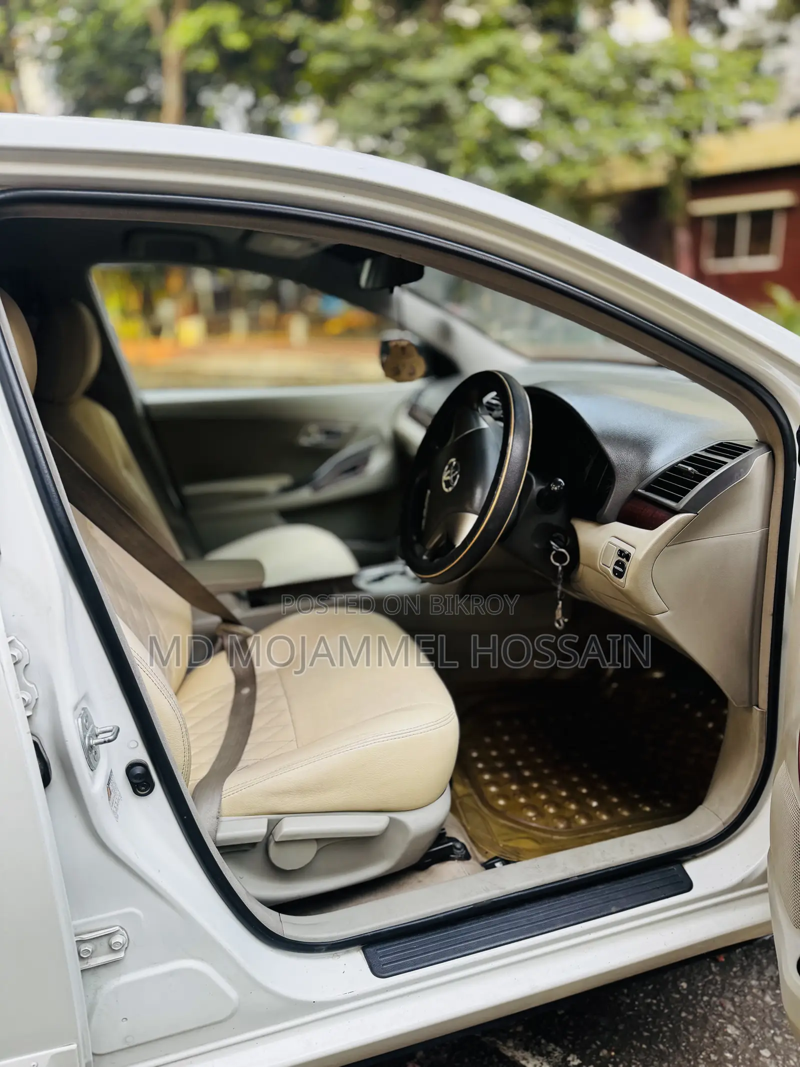 Toyota Premio 2011 White
