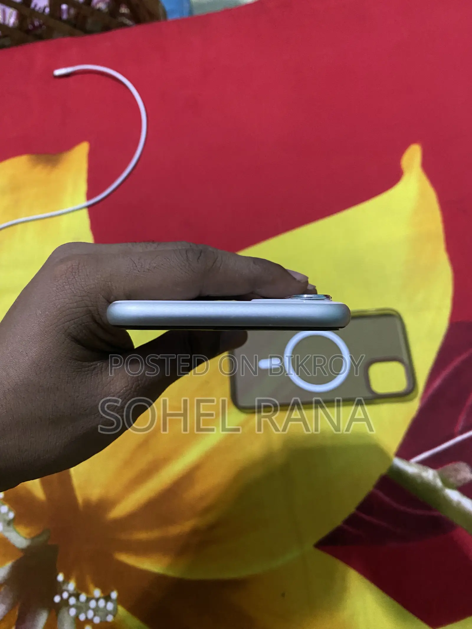 অ্যাপল আইফোন ১১ ২৫৬ জিবি সিলভার
