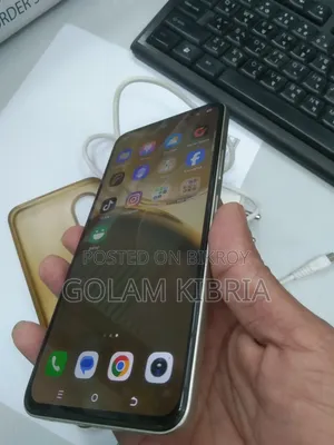 Itel S25 128 GB Yellow