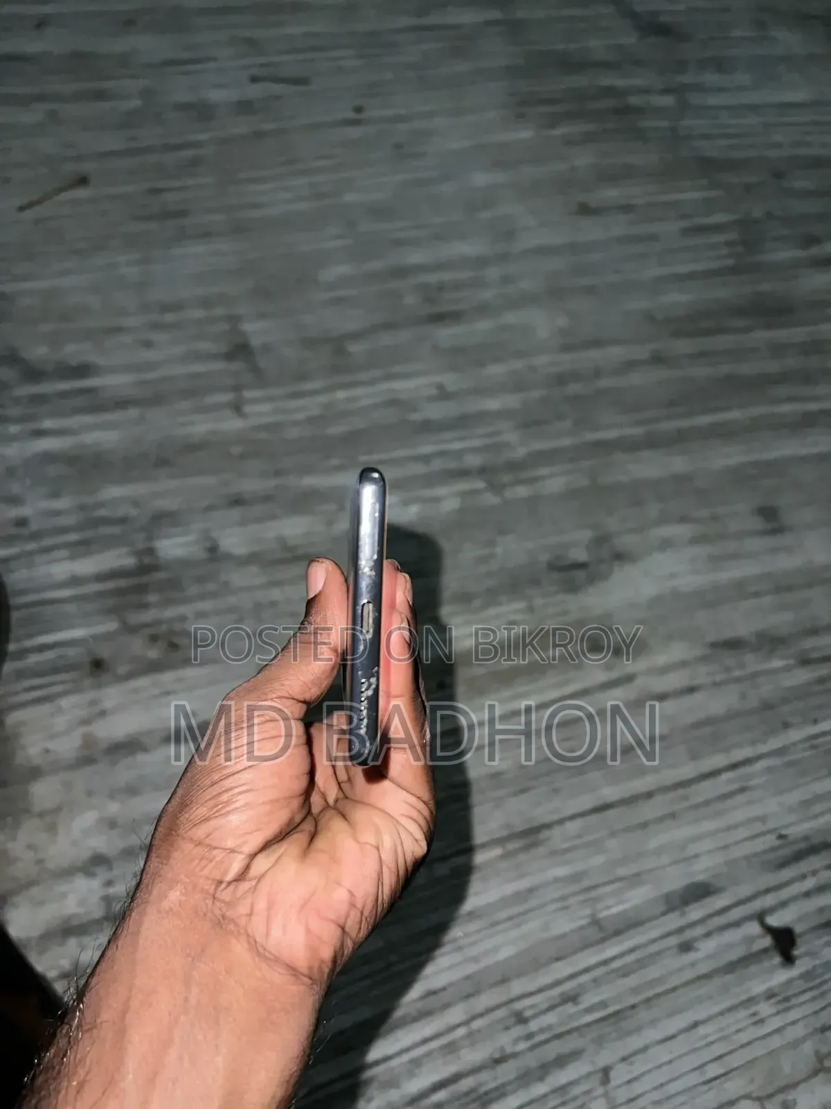 নিউ টেকনো ক্যামন ৪০ প্রো ৪জি ২৫৬ জিবি সিলভার