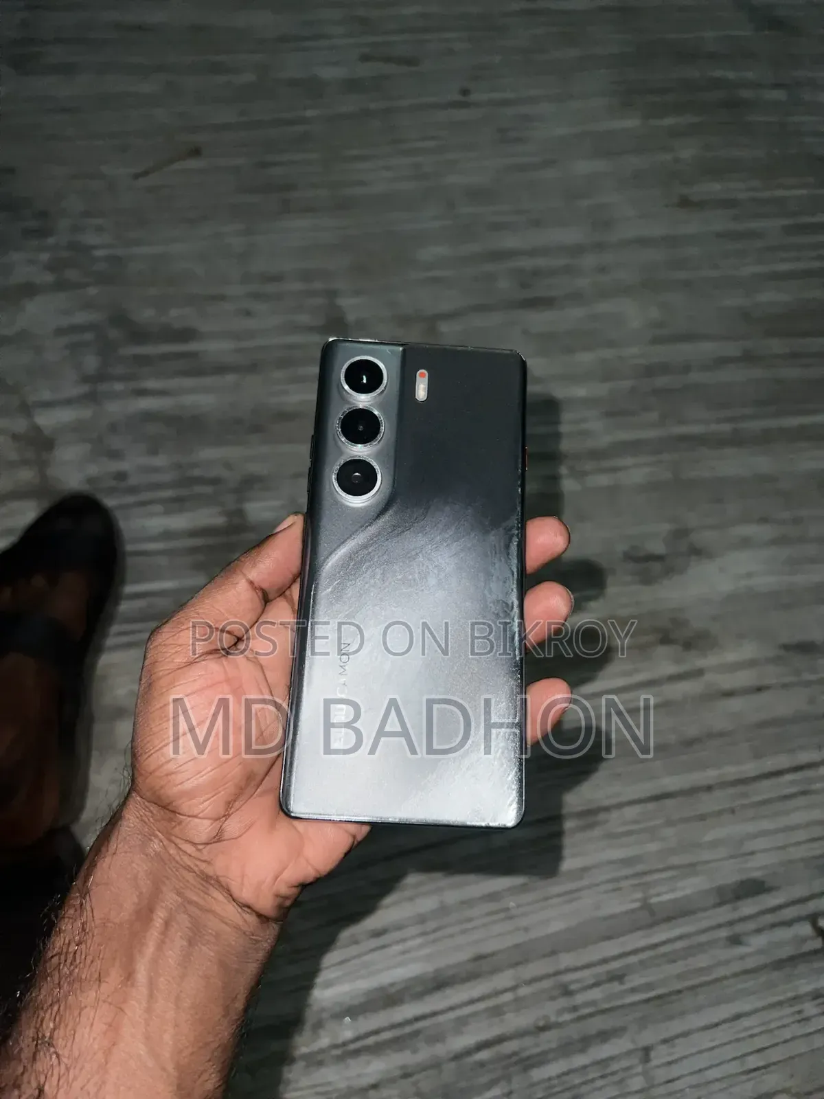 নিউ টেকনো ক্যামন ৪০ প্রো ৪জি ২৫৬ জিবি সিলভার