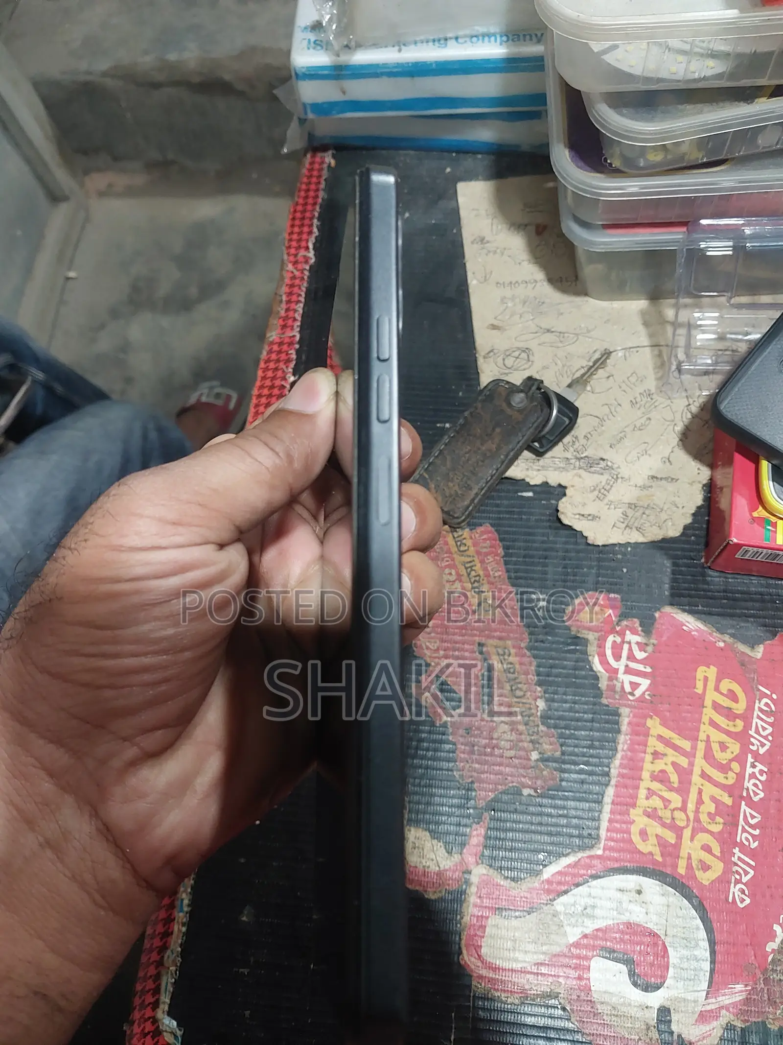 নতুন টেকনো স্পার্ক গো ৬৪ জিবি ব্ল্যাক