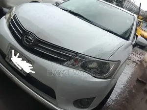 Toyota Axio 2012 White
