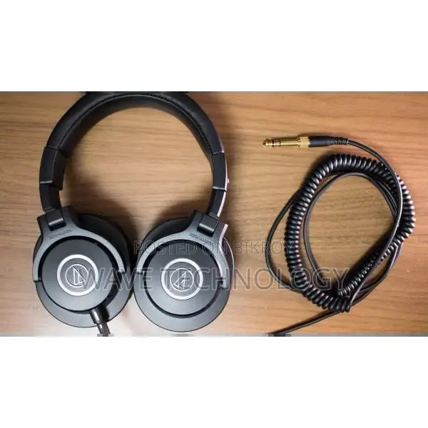 Audio-Technica ATH-M40X Professional Studio Monitor Headphone