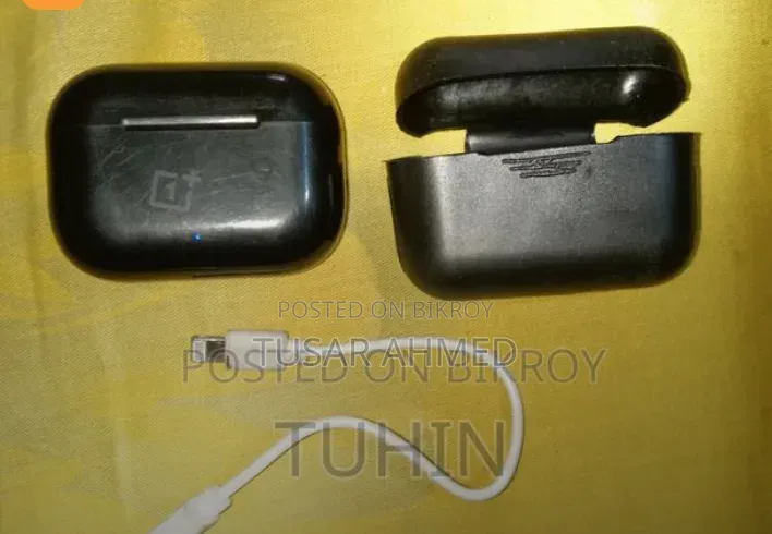 Ear Pods