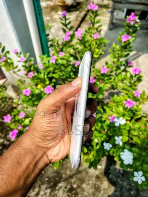 Apple iPhone 11 128 GB White