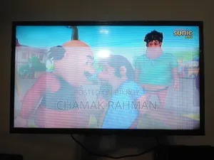 ৩২ ইঞ্চি স্মার্ট টিভি (পুরাতন অ্যান্ড্রয়েড)
