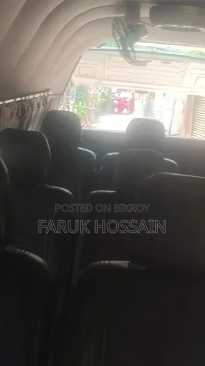 Toyota Grand HiAce 2002 Pearl