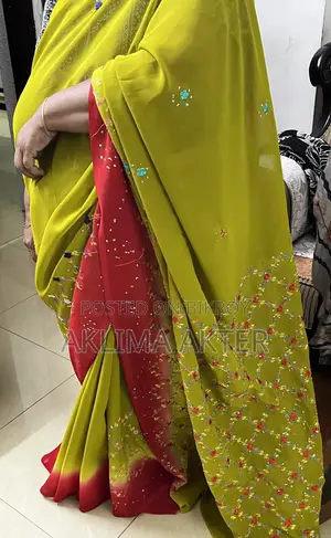 Women 90s Saree