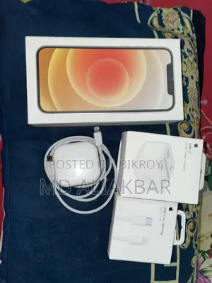 অ্যাপল আইফোন ১২ ১২৮ জিবি হোয়াইট