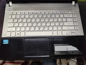 Laptop Acer Aspire V3 4GB Intel Core i3 SSD 128GB