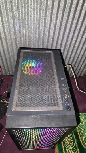 Gigabyte GA-H110MSTX-HD3-ZK 8GB Intel Core i5 HDD+SSD 1T