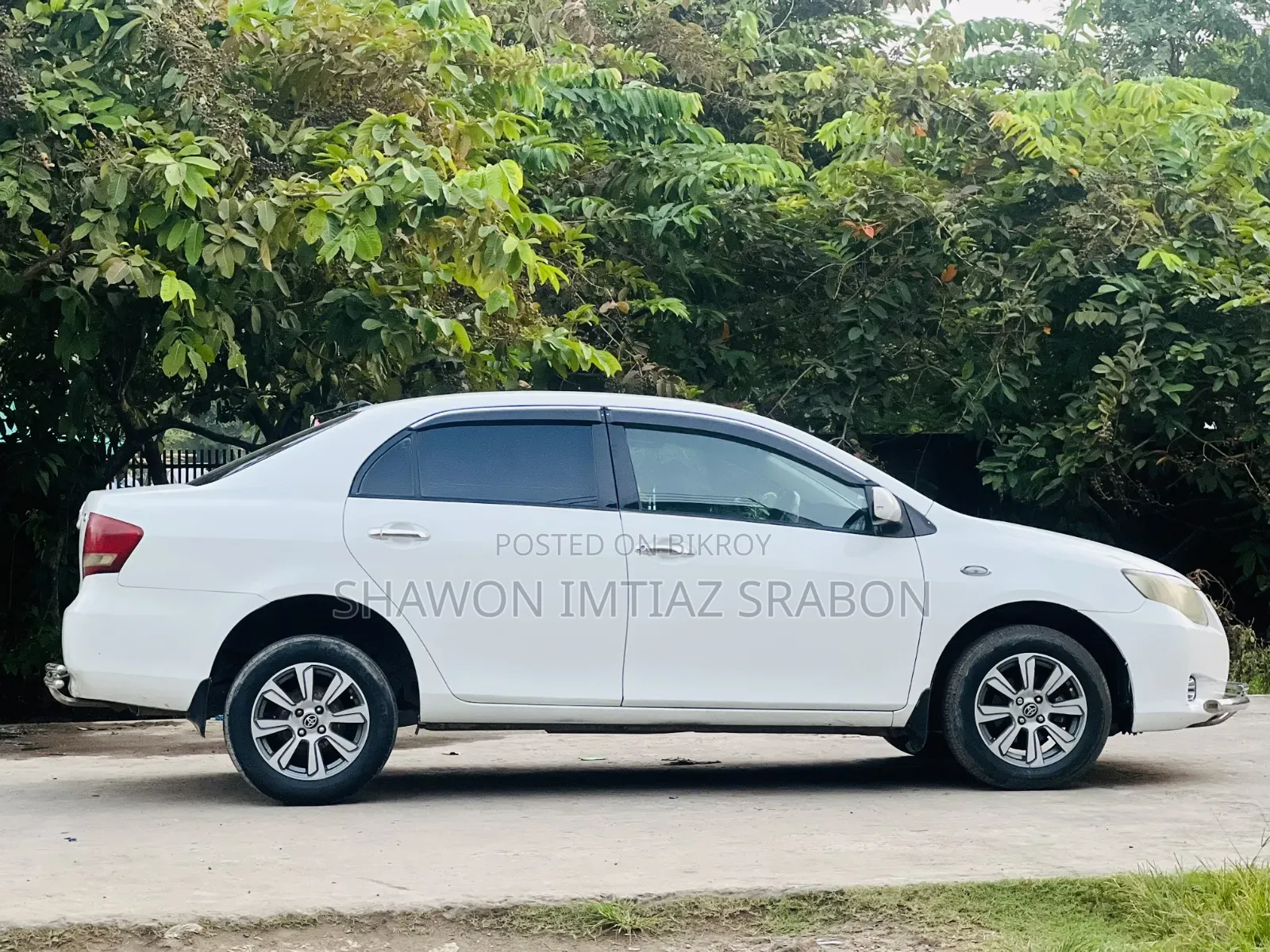 Toyota Axio 2006 White