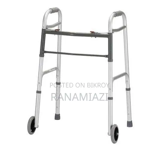 চাকা সহ ফোল্ডিং মেডিকেল রোগীর ওয়াকার রেটিংস