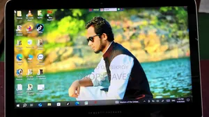 Laptop HP EliteBook X360 1030 8GB Intel Core i5 SSD 256GB