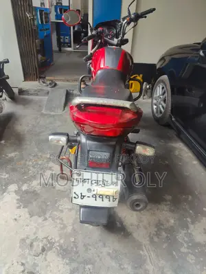 হিরো অ্যাচিভার ২০১৭ লাল